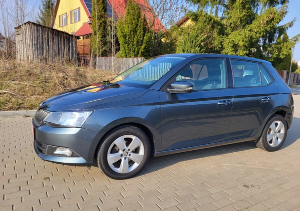 Skoda Fabia cena 34900 przebieg: 156874, rok produkcji 2016 z Warszawa małe 407
